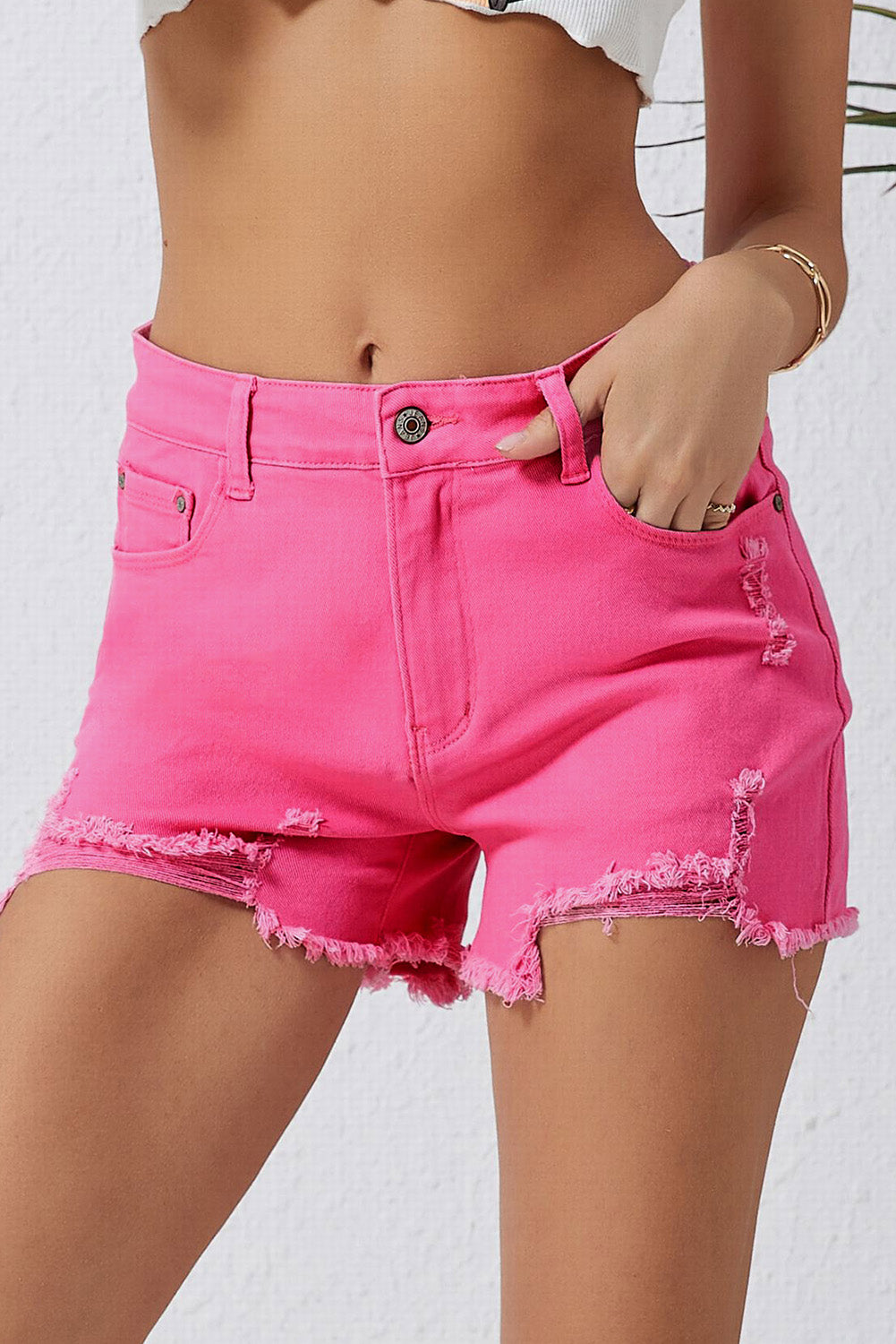 Rose Distressed slim-fit denim short met hoge taille