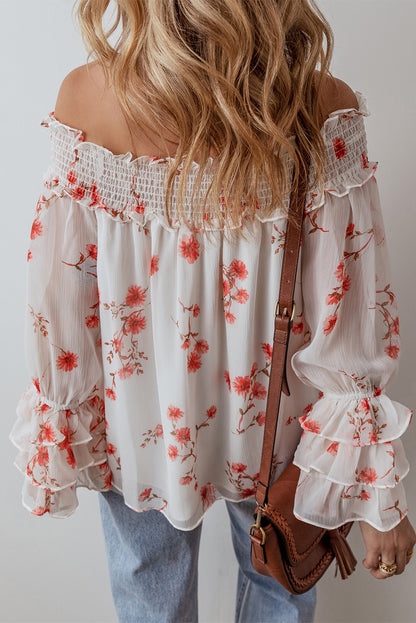 Witte blouse met bloemenprint, geplooide off-shoulder en geplooide mouwen